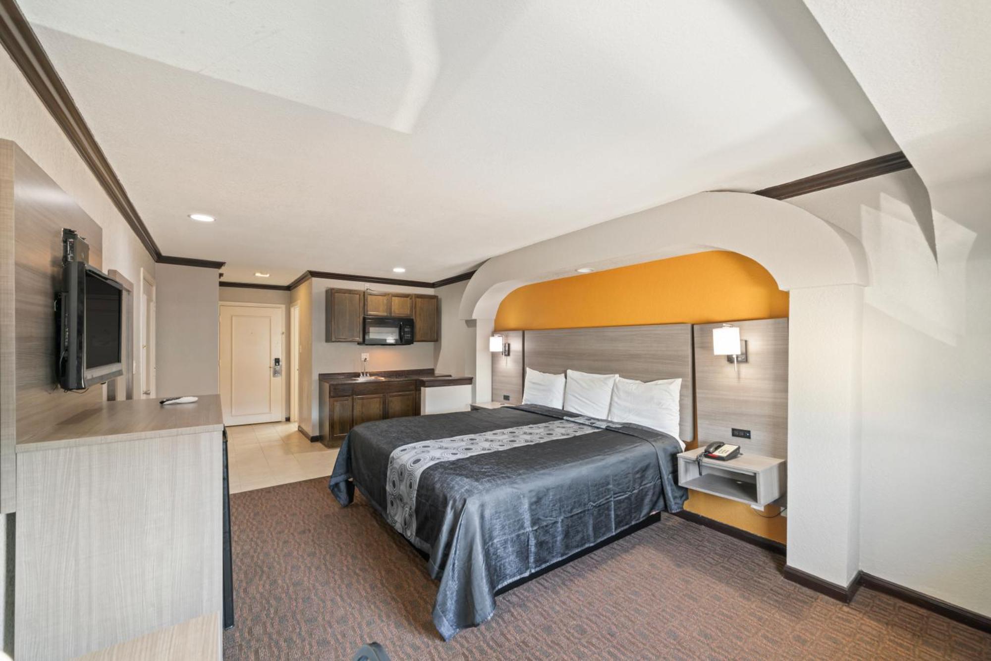 Americas Best Value Inn & Suites Бренем Экстерьер фото